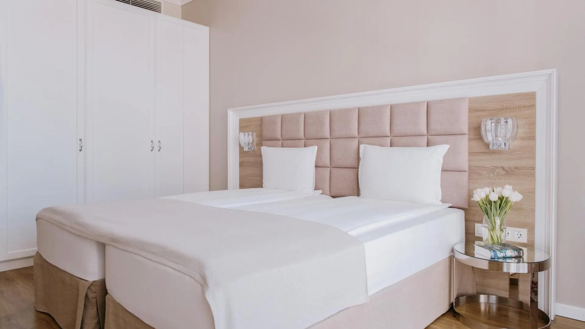 סופיה Impresamente Art Hotel בולגריה