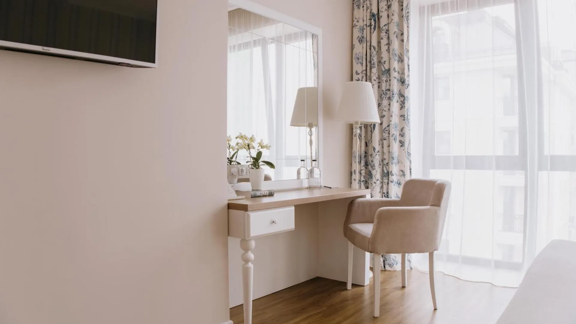 Impresamente Art Hotel Sofia