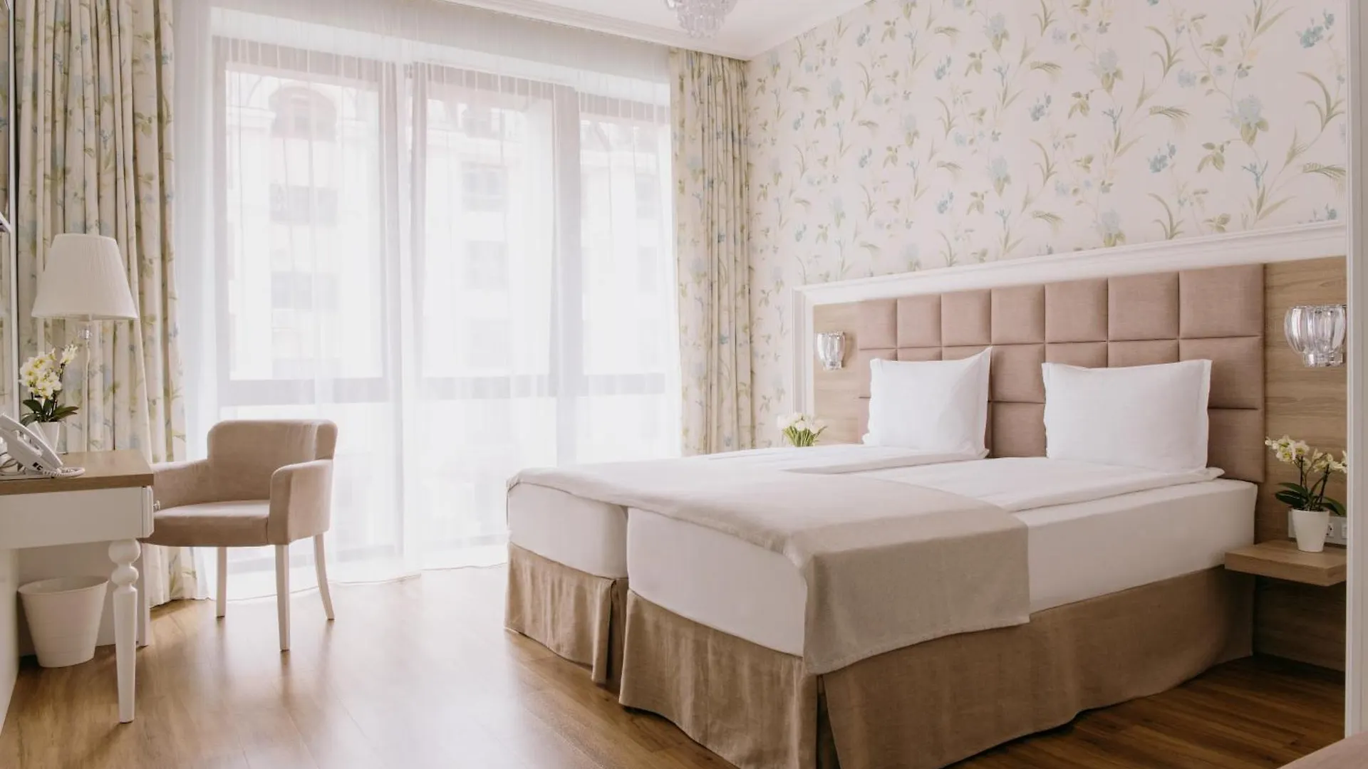Impresamente Art Hotel Sofia 4*,  Bulgaria