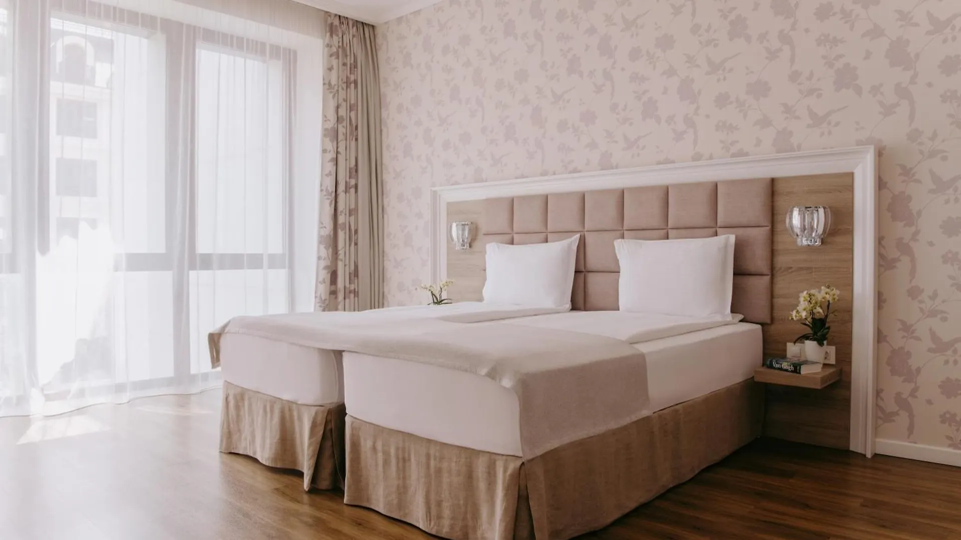 Impresamente Art Hotel Sofia 4*,  Bulgaria