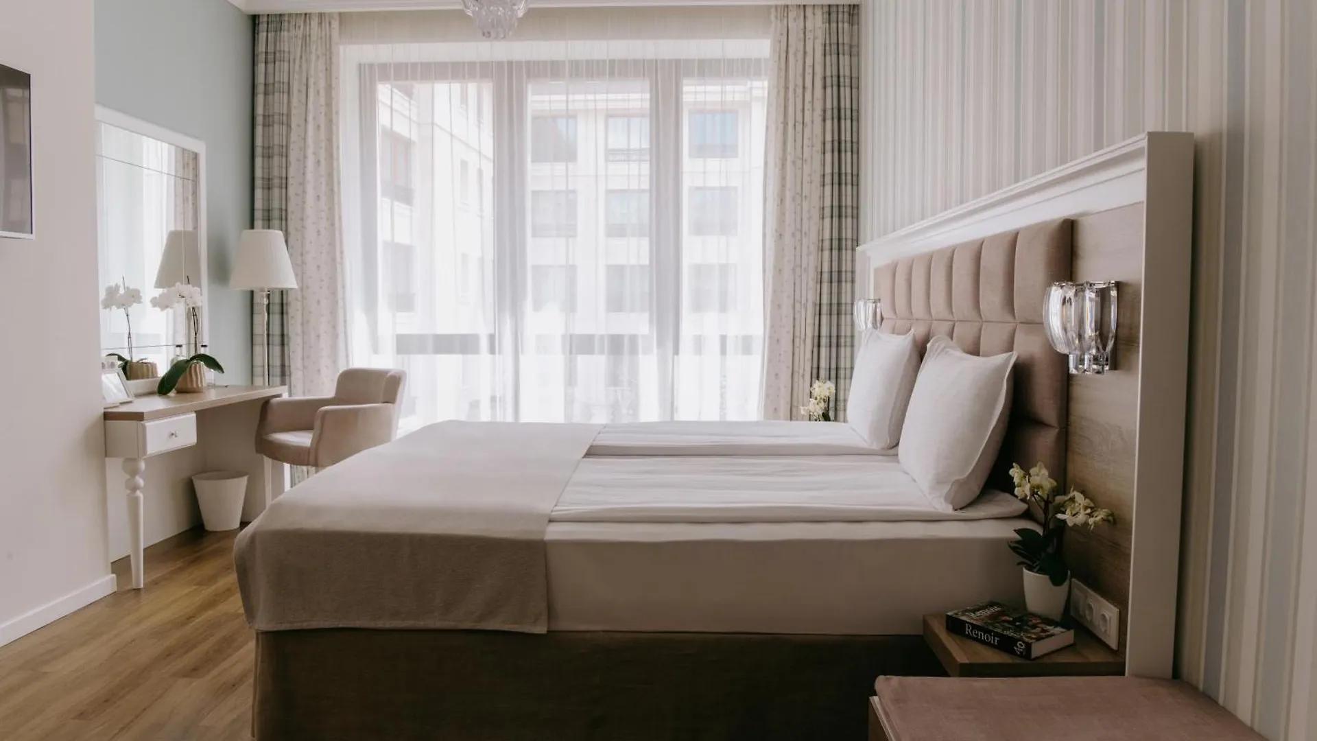 Impresamente Art Hotel Sofia
